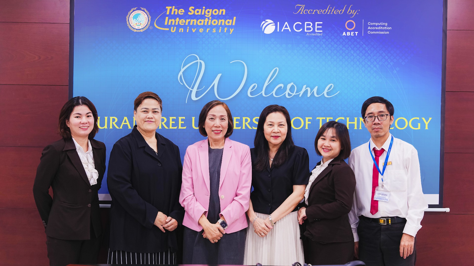 SIU & KHOA NGOẠI NGỮ MỞ RỘNG HỢP TÁC QUỐC TẾ VỚI ĐẠI HỌC CÔNG NGHỆ SURANAREE (THÁI LAN)